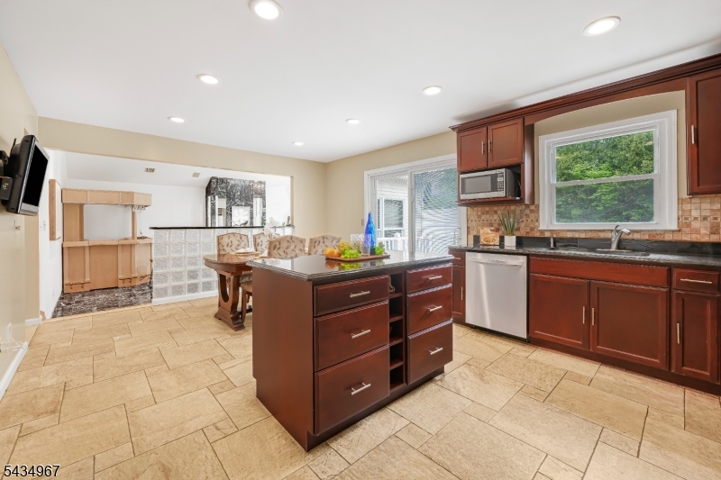 45 Holyoke Ct