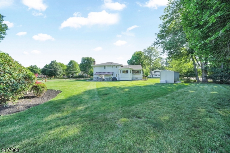 184 Andover Dr