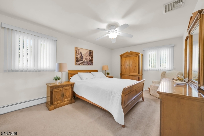 184 Andover Dr