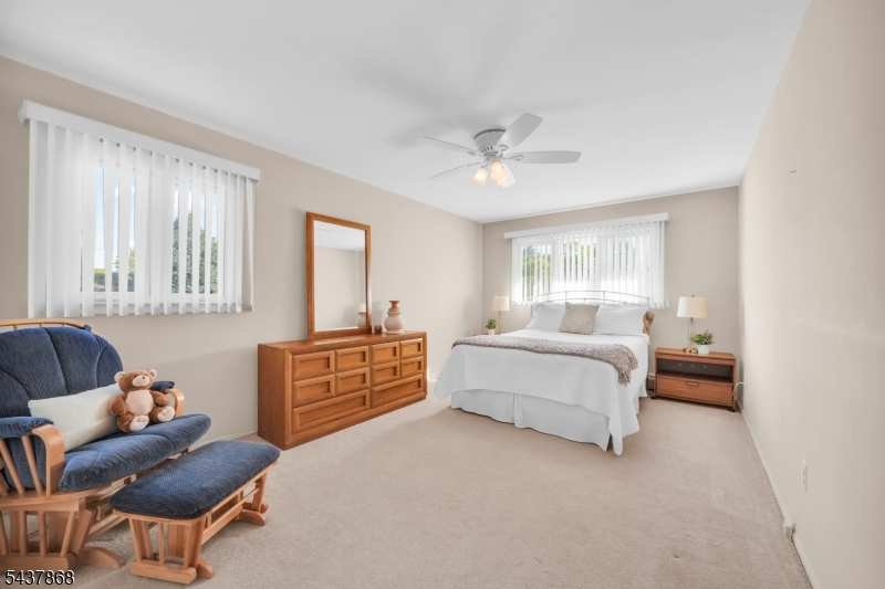 184 Andover Dr