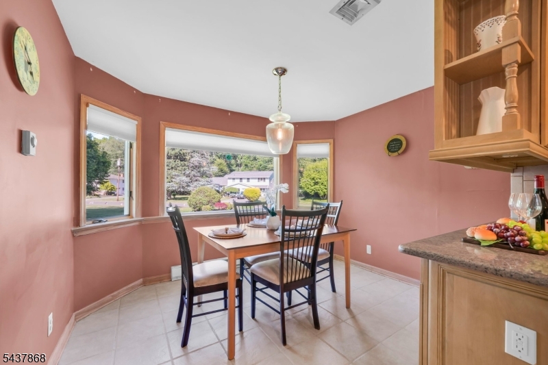 184 Andover Dr