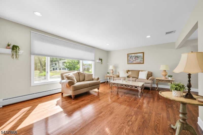 184 Andover Dr