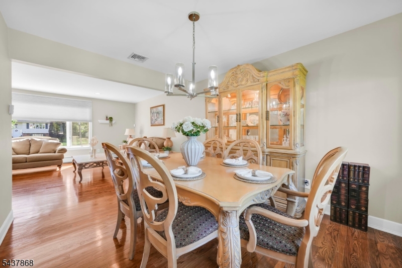184 Andover Dr
