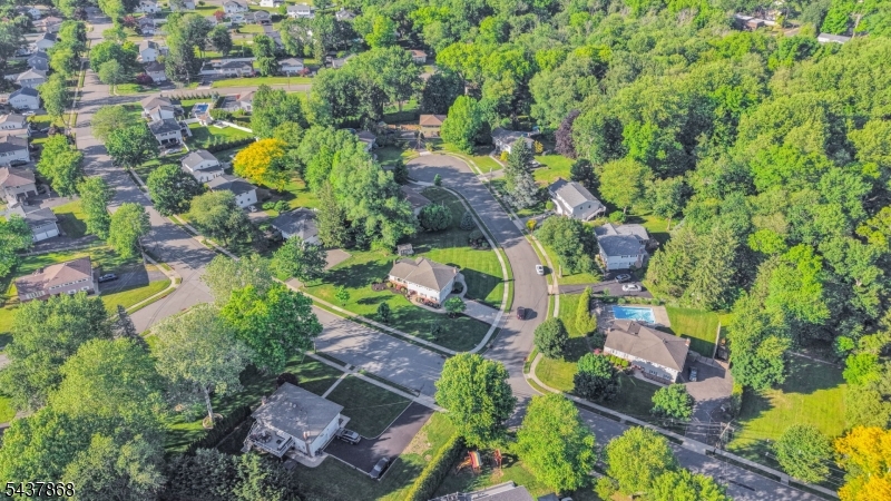 184 Andover Dr