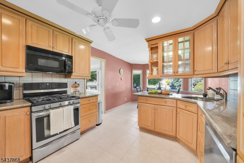 184 Andover Dr