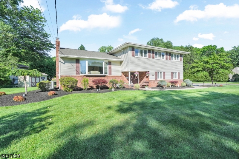 184 Andover Dr