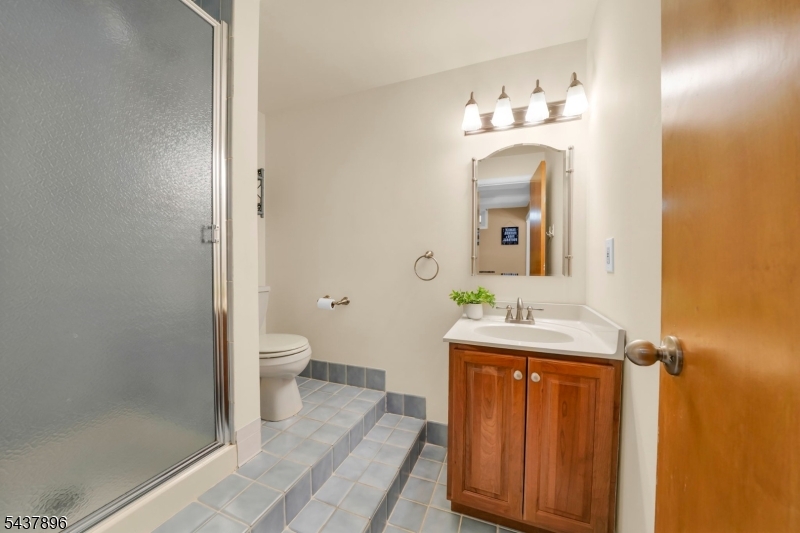 72 Agawam Dr