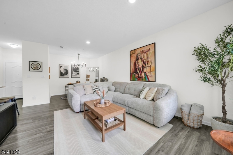 409 Brittany Dr 409
