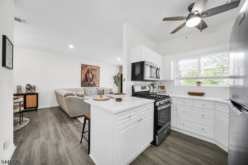 409 Brittany Dr 409