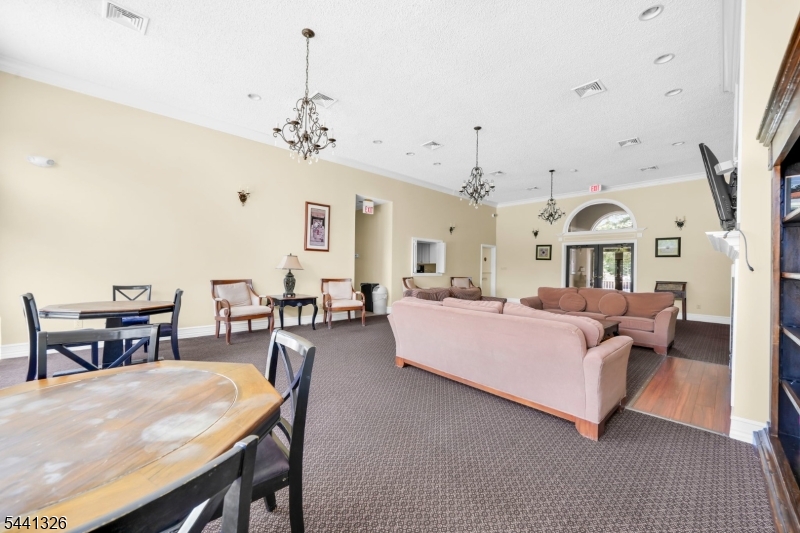 409 Brittany Dr 409
