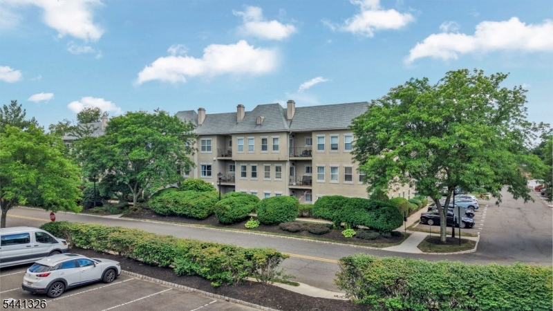 409 Brittany Dr 409