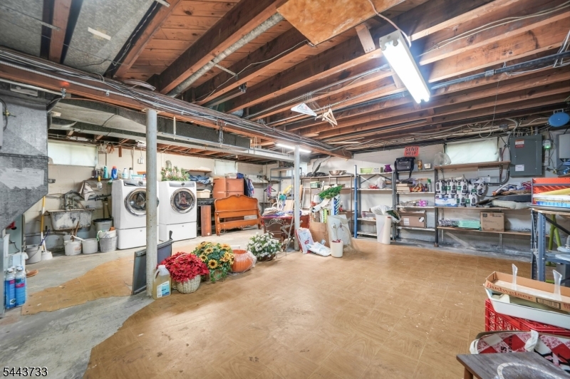 19 Lawrence Rd