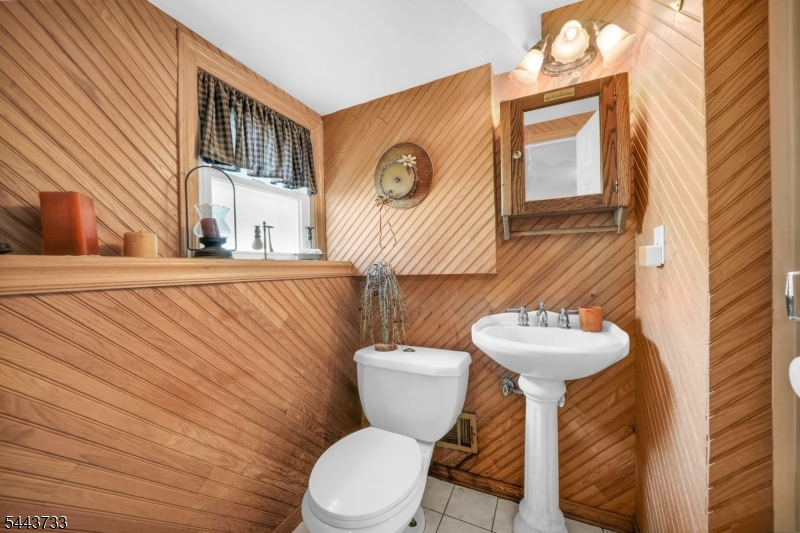 19 Lawrence Rd