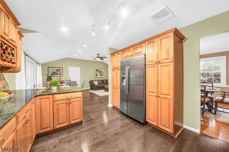 68 Fieldstone Pl