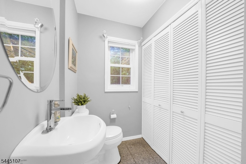 68 Fieldstone Pl