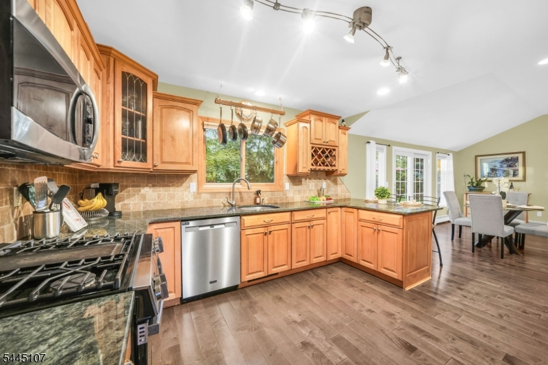 68 Fieldstone Pl
