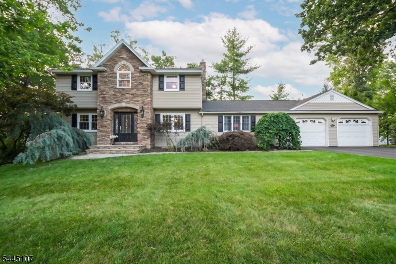 68 Fieldstone Pl