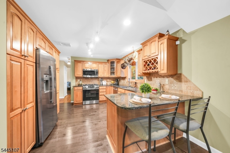 68 Fieldstone Pl