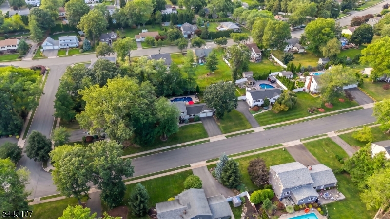 68 Fieldstone Pl