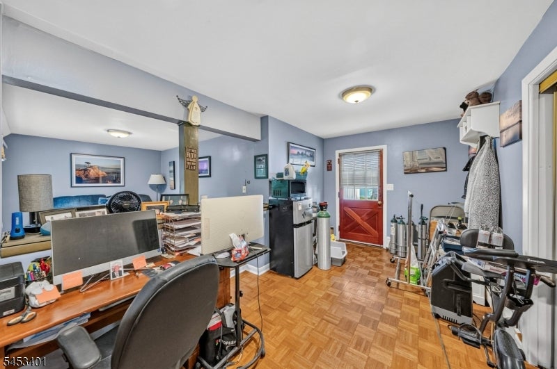 13 Friar Way