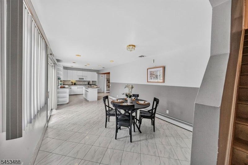 163 Oldham Rd