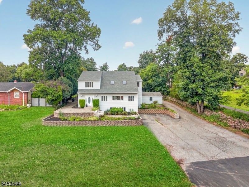 163 Oldham Rd