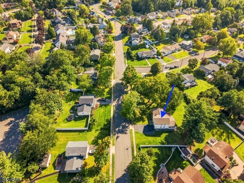 33 Waling Dr