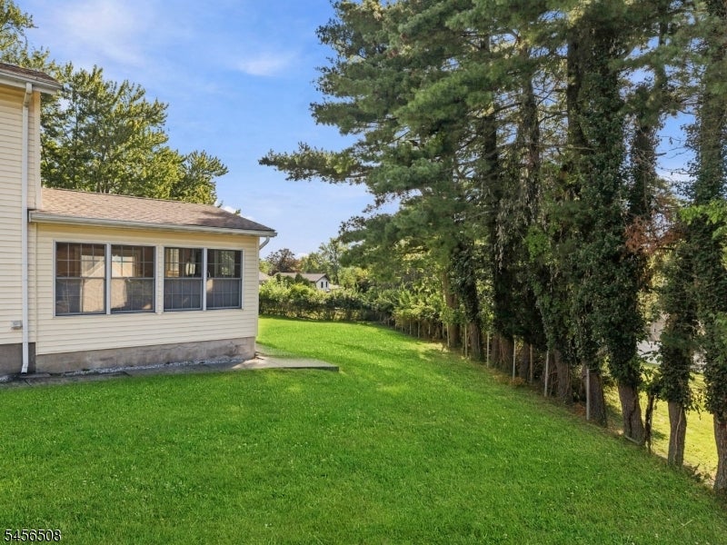 33 Waling Dr