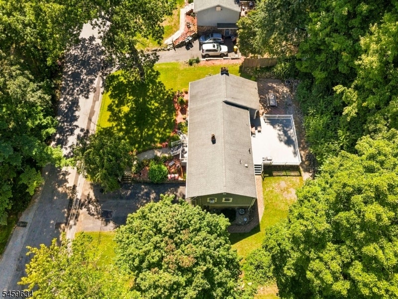 18 Fox Hollow Ct