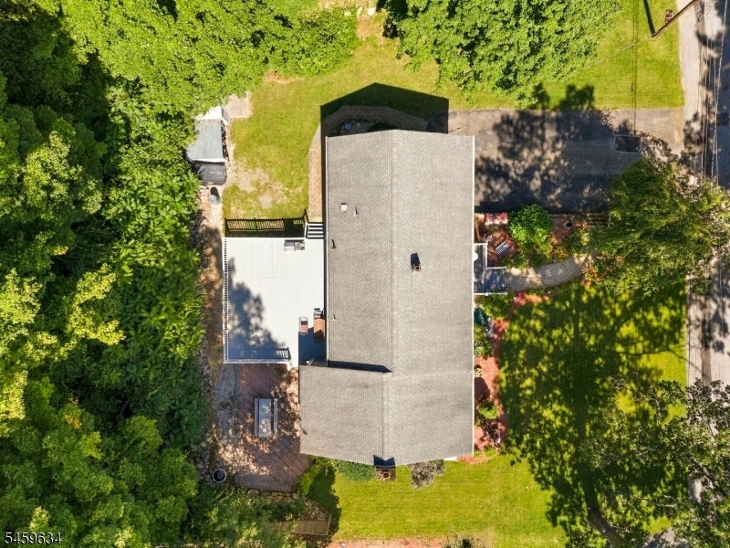18 Fox Hollow Ct