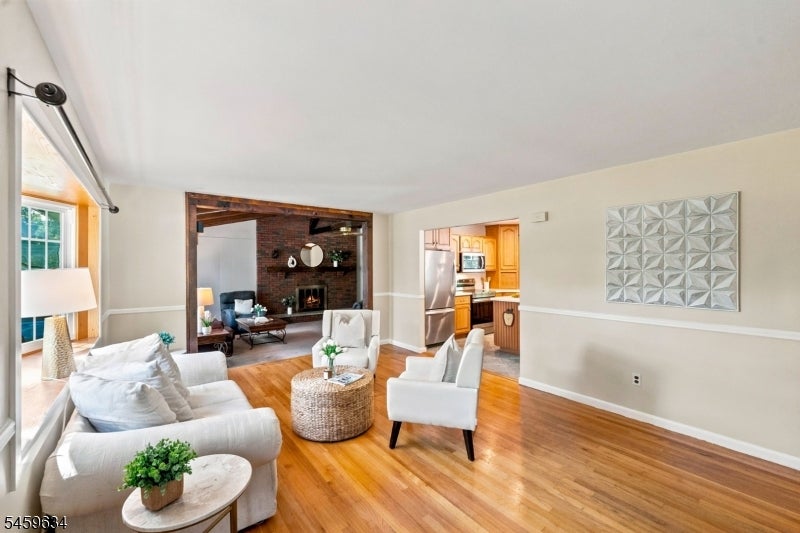 18 Fox Hollow Ct