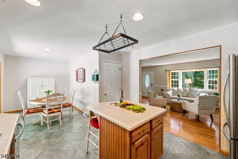 18 Fox Hollow Ct