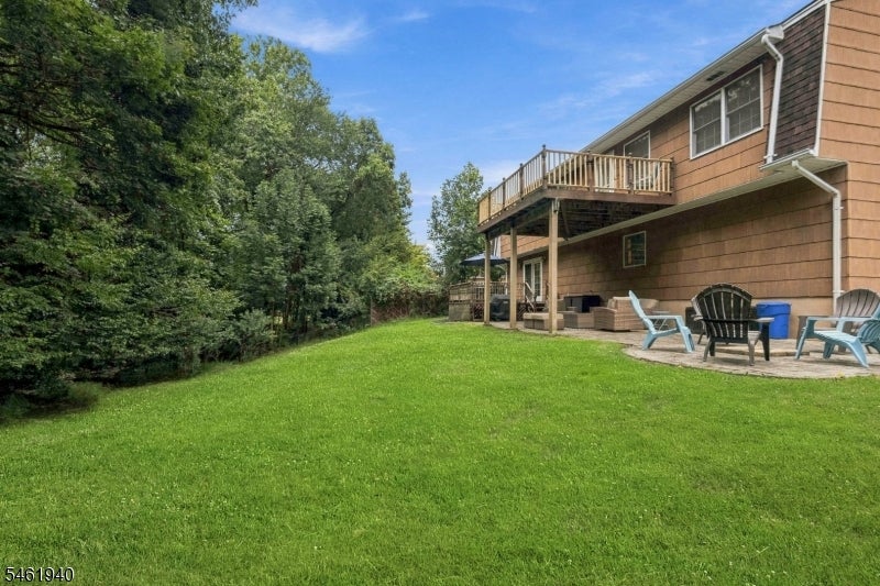 61 Geoffrey Way