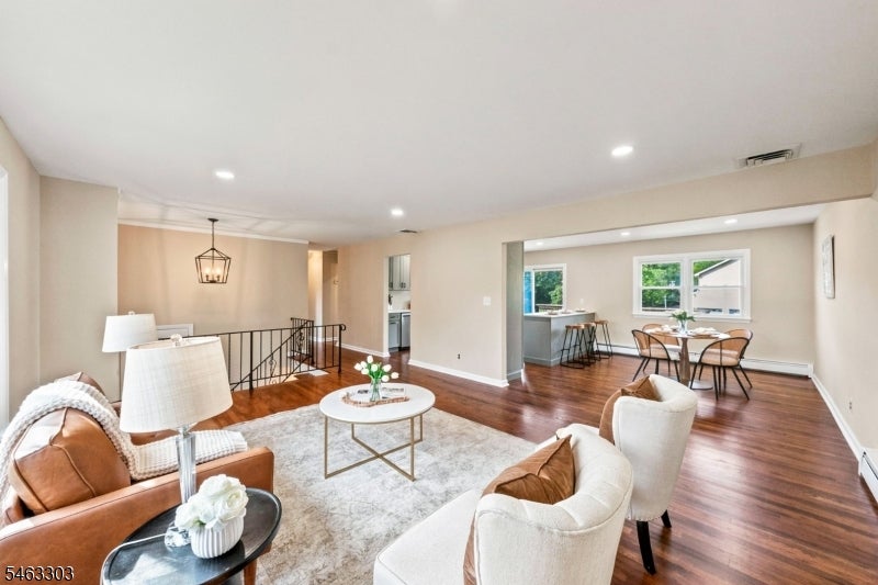 22 Marguerite Ln