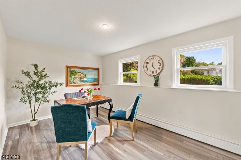 22 Marguerite Ln