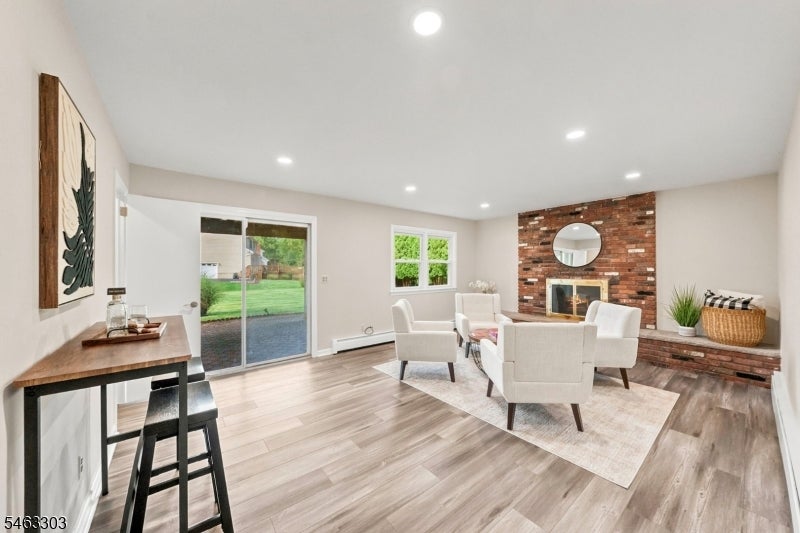 22 Marguerite Ln