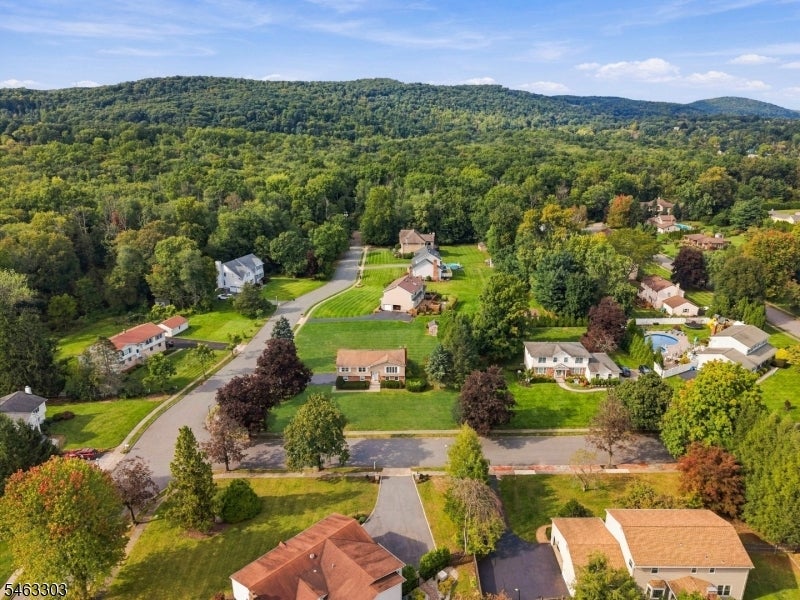 22 Marguerite Ln