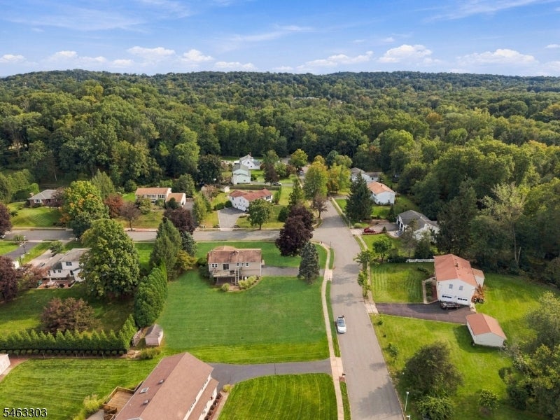 22 Marguerite Ln