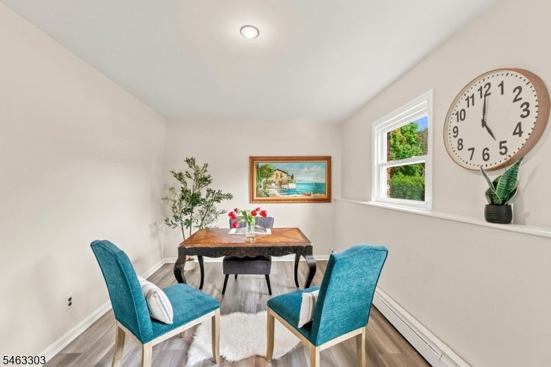 22 Marguerite Ln