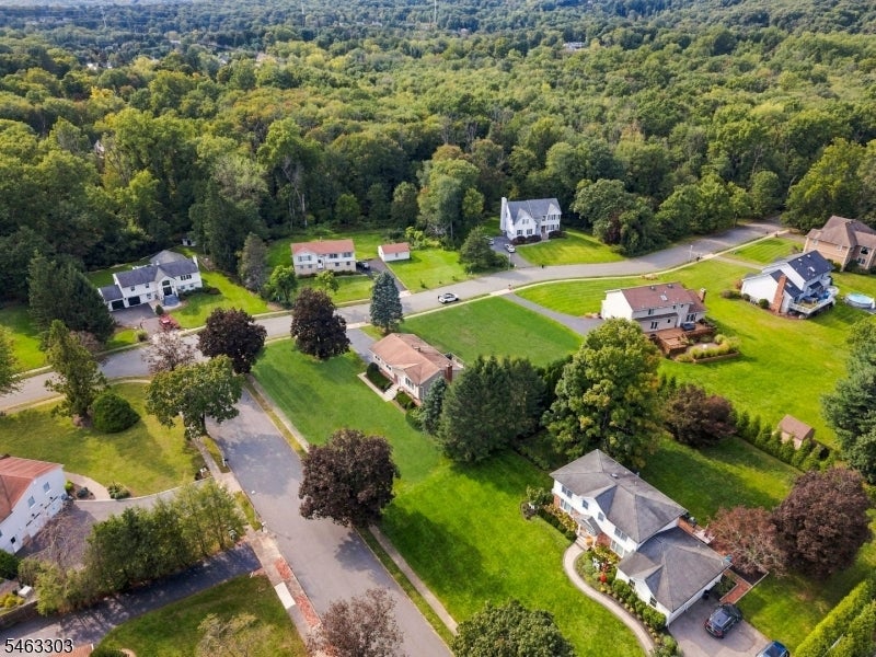 22 Marguerite Ln