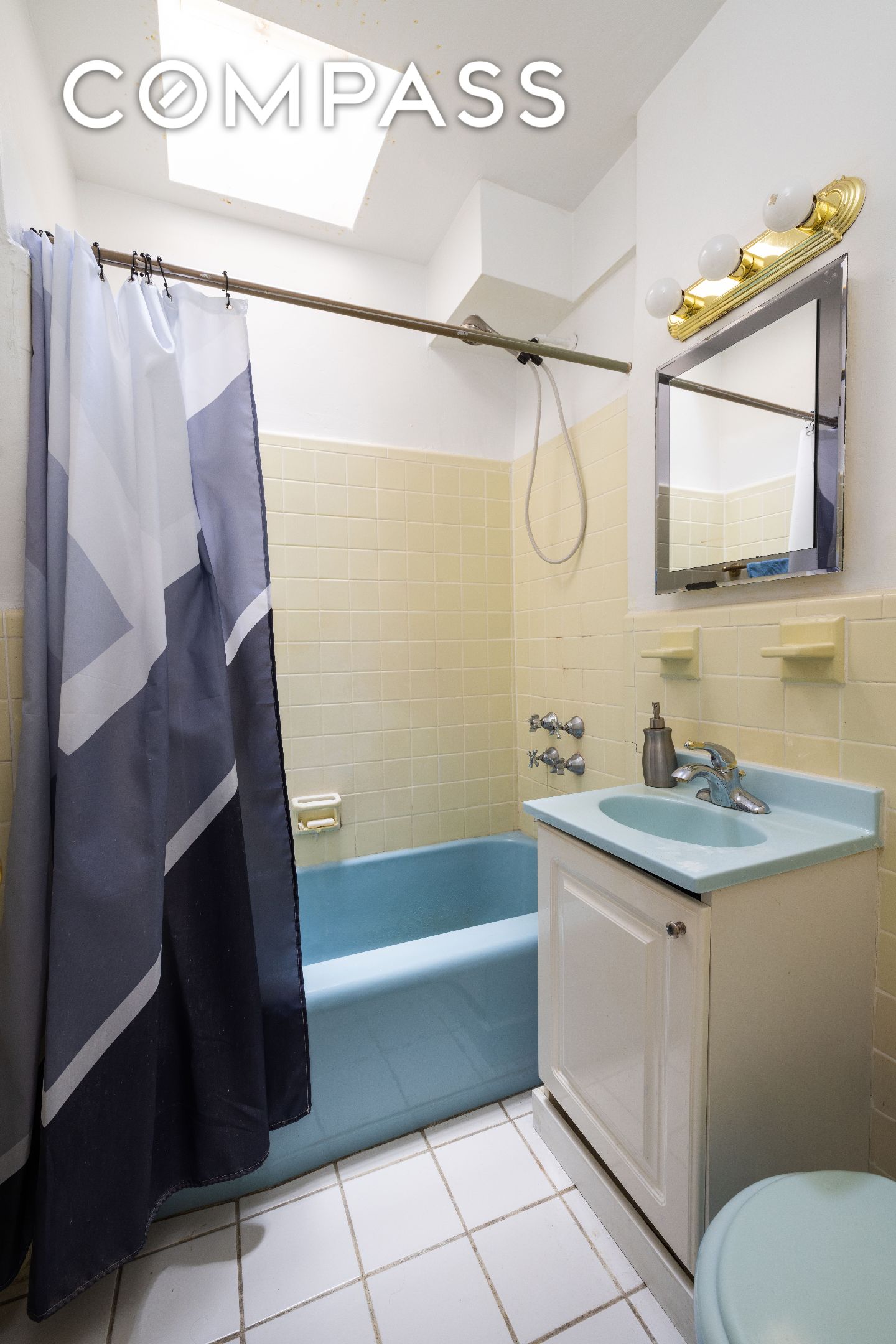 321 E 71st Street 5E