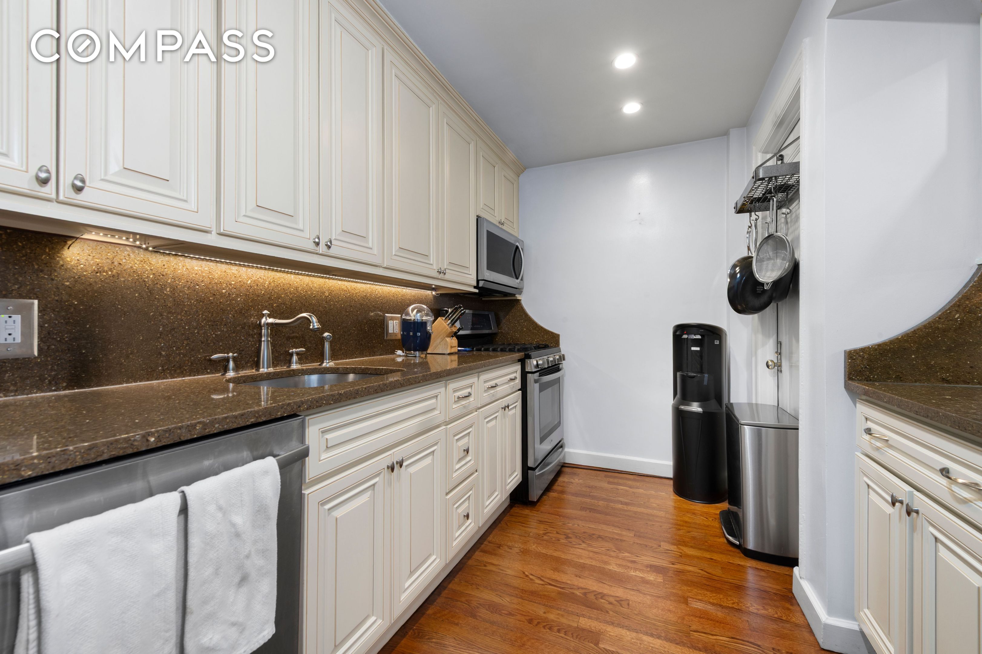 1 W 67th Street 2M