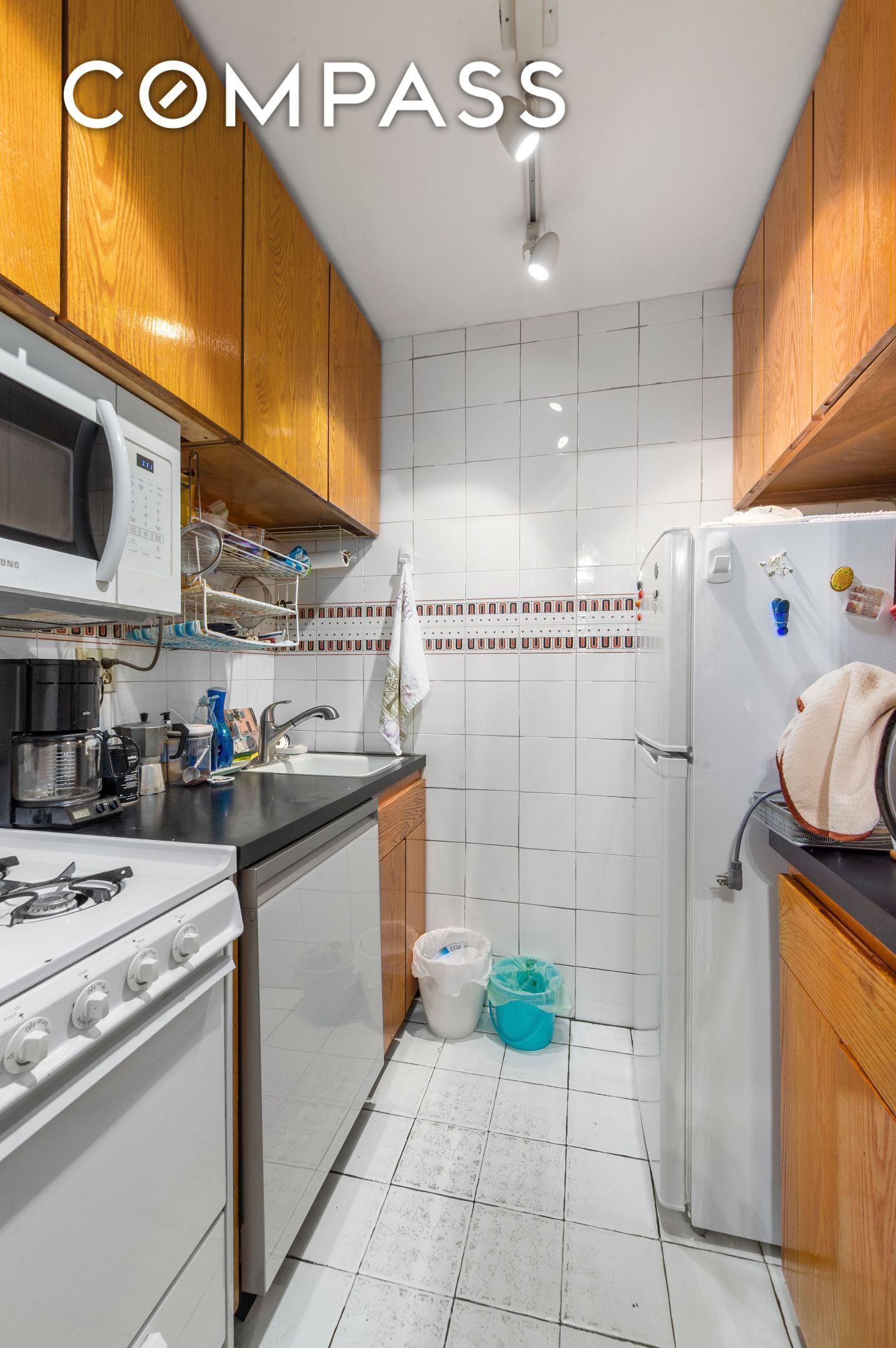 411 E 57th Street 2F