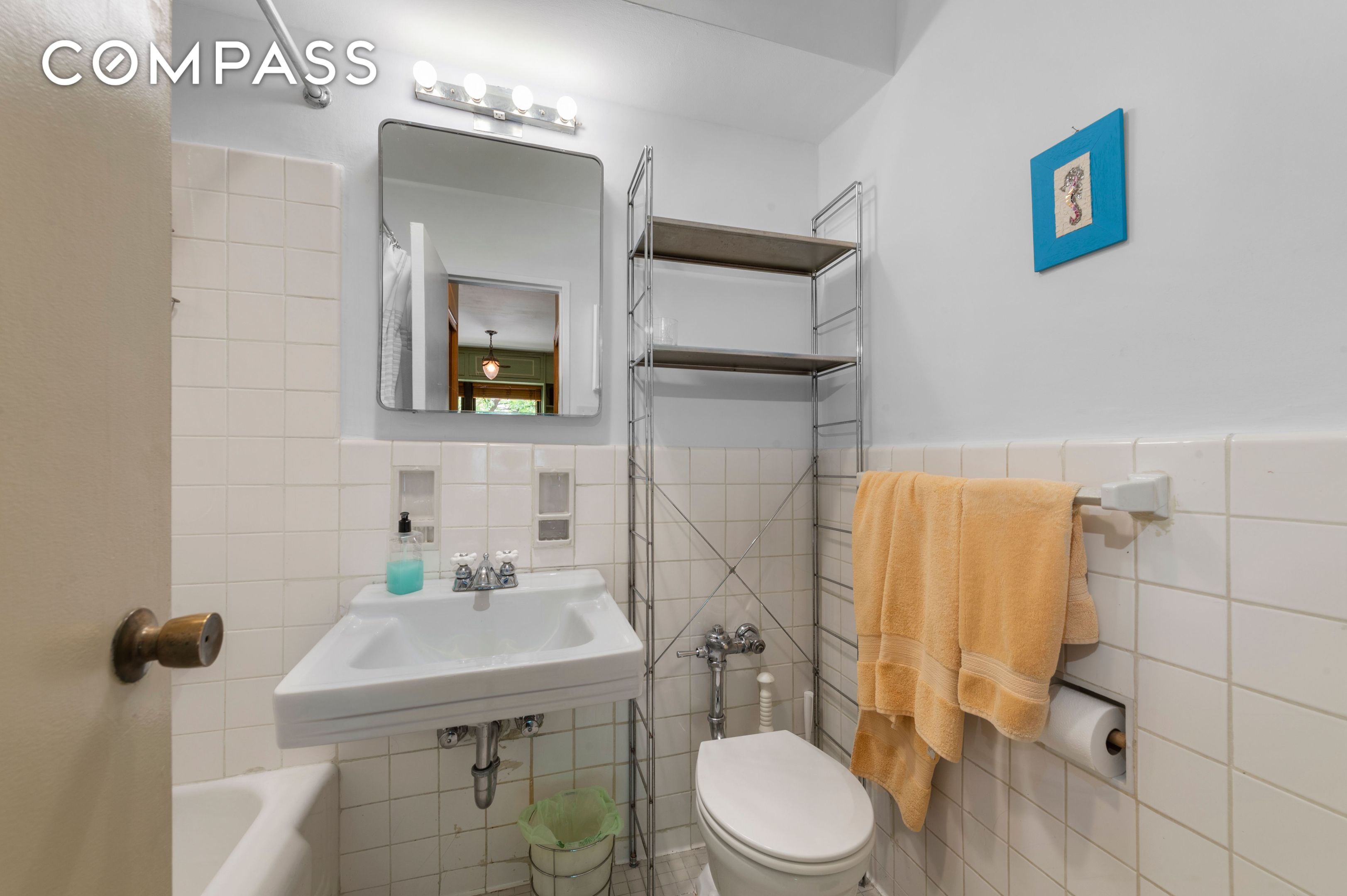 411 E 57th Street 2F