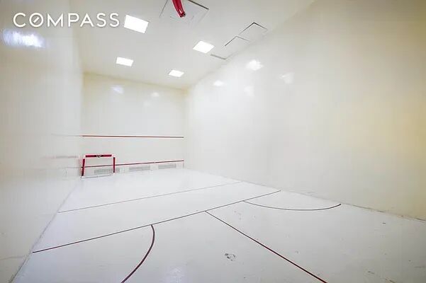 1 W 67th Street 2M
