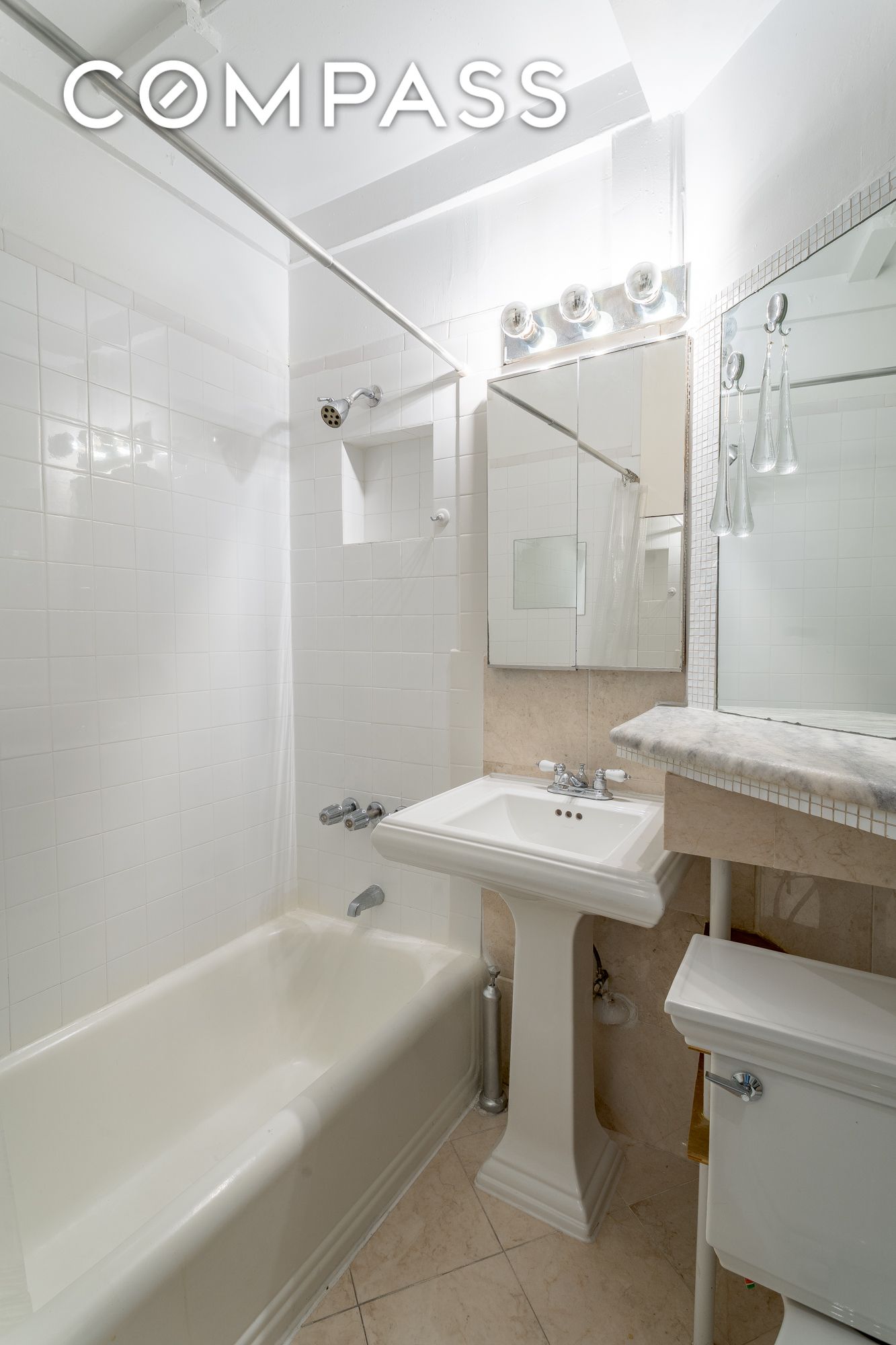 54 E 1st Street 1B