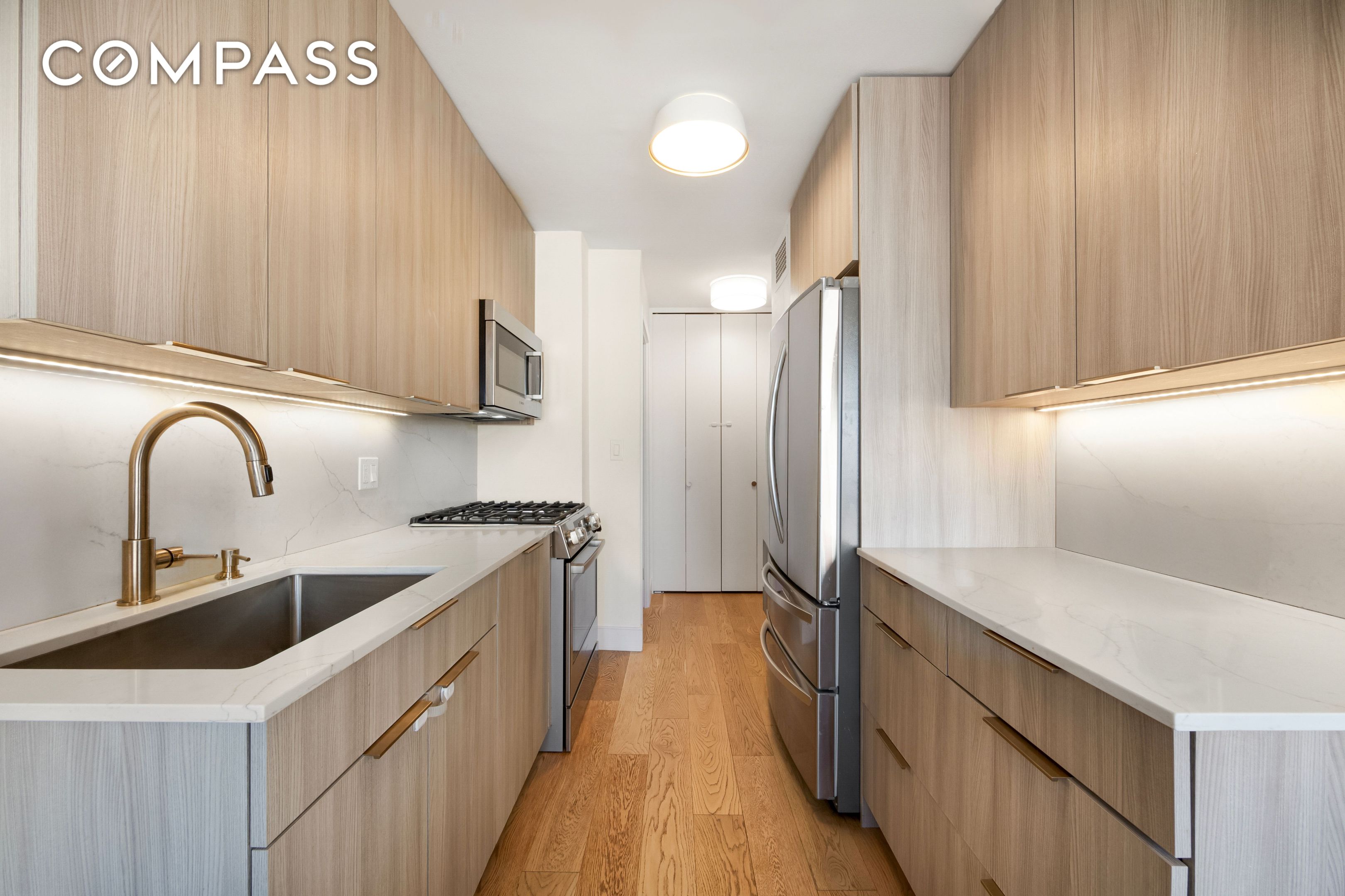 370 E 76th Street A801