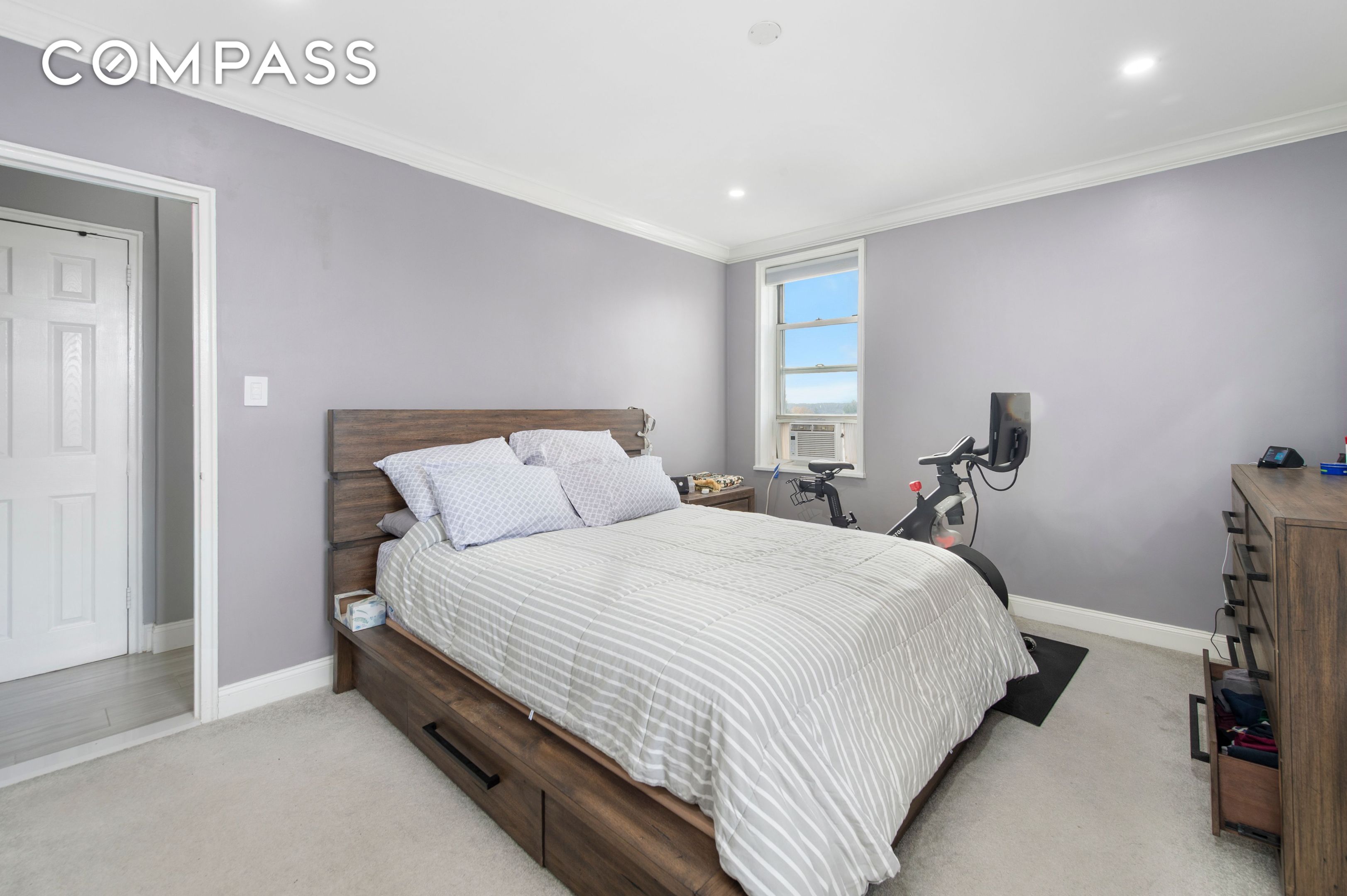 5639 Netherland Avenue 5C