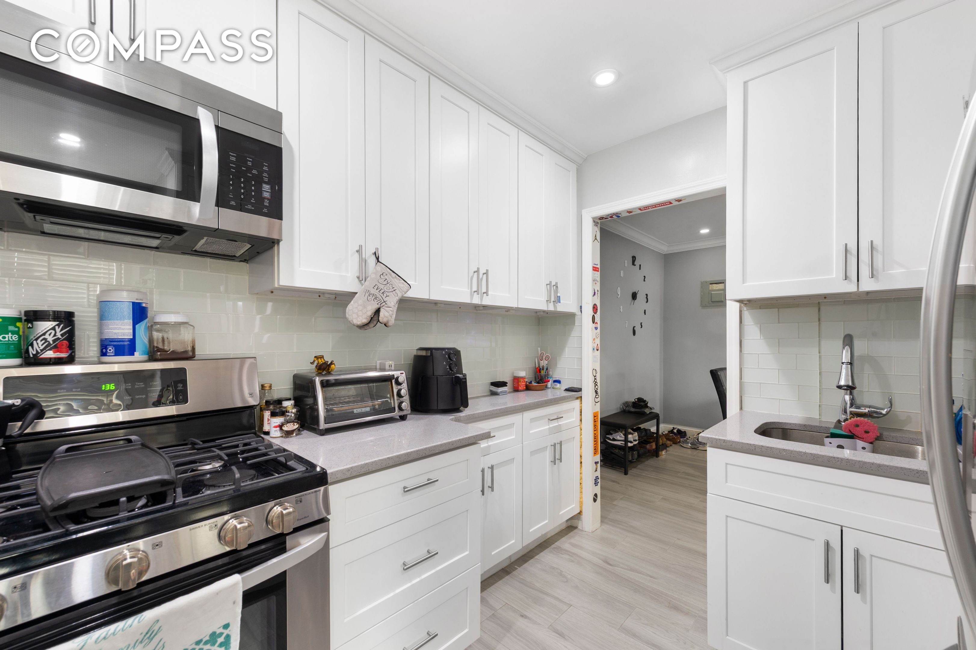 5639 Netherland Avenue 5C