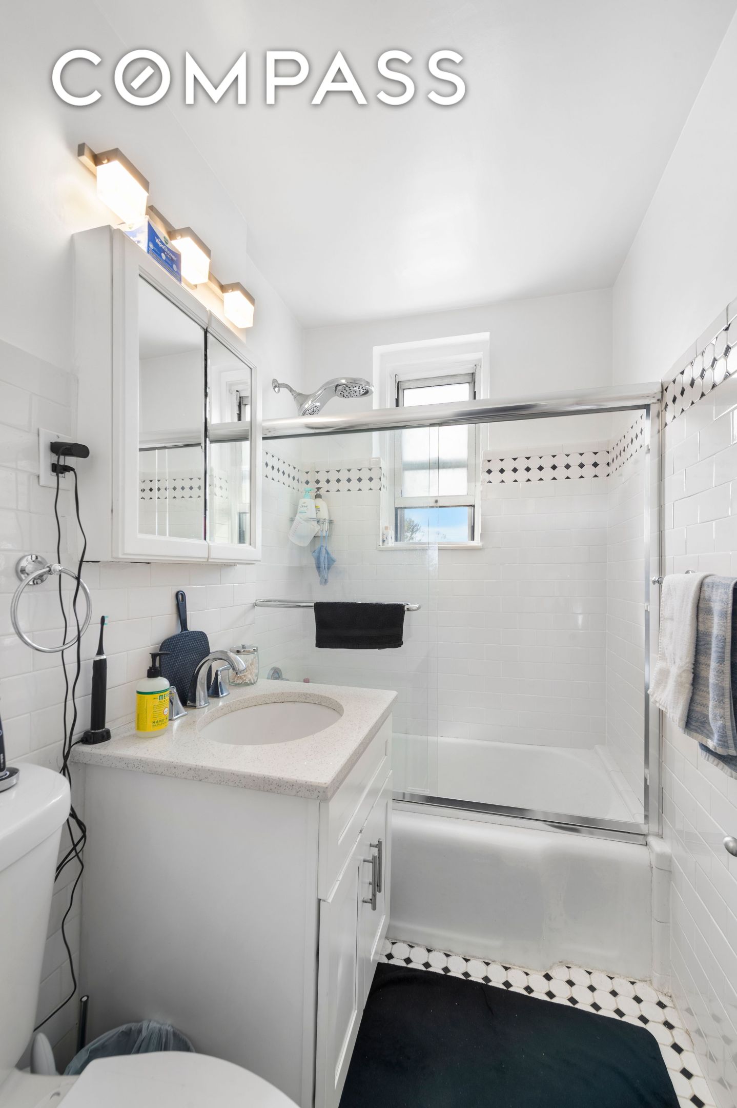 5639 Netherland Avenue 5C